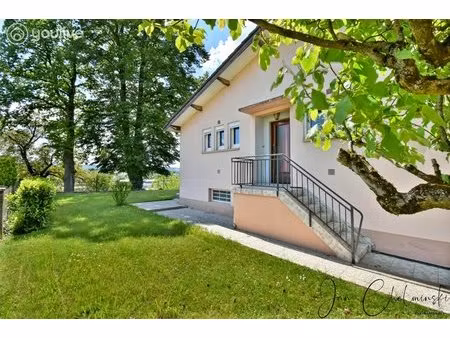maison individuelle avec 750m² de terrain