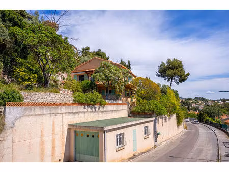 villa la garde 7 pièce(s) 152.85 m2