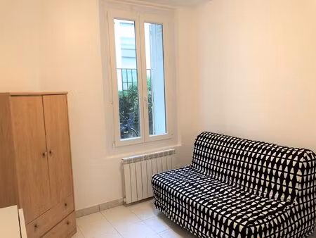 studio de 12 m² meublé avec cave
