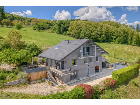 la biolle grande villa rénovée à vendre