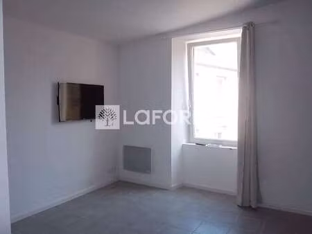 location appartement t1 à guingamp (22200) : à louer t1 / 18m² guingamp