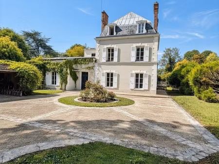 maison 10 pièces - 258 m²