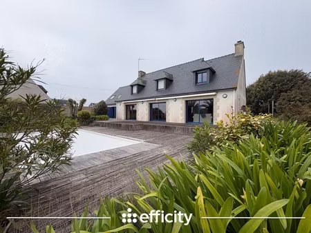 maison 8 pièces - 250 m²