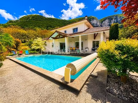 maison de 145 m² à saint-marcellin