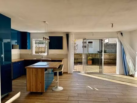 vente maison à poiroux (85440) : à vendre / 99m² poiroux