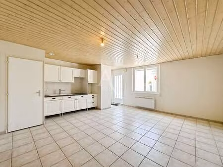 location appartement t1 à saint-jean-de-monts (85160) : à louer t1 / 40m² saint-jean-de-mo