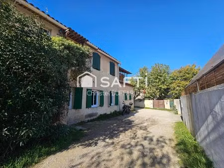 petit immeuble à fort potentiel avec terrain constructible