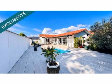 belle maison contemporaine  familiale avec piscine et garage