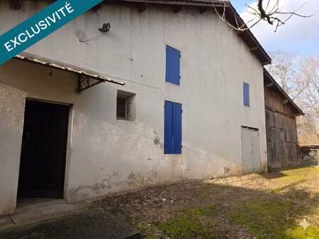 a tonneins  maison de 110 m² environ ancienne avec fort potentiel  travaux à prévoir. comb