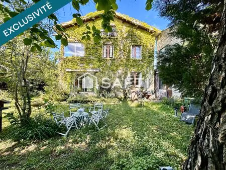 grande maison familiale avec dépendance rare