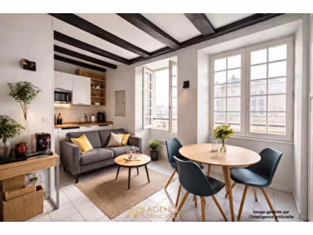 appartement t2 meublé en plein coeur du centre-ville de la rochelle