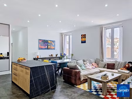 le puy-en-velay / superbe appartement familial de 101 m² avec 3 chambres et salles d'eau p