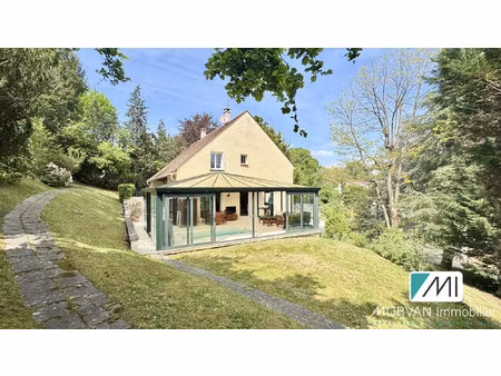 maison familiale de 7 pièces d'exception avec volumes génér