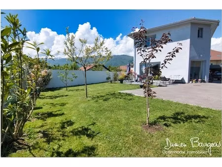 maison individuelle de 124 m2 avec 4 chambres et terrain de plus de 400 m2