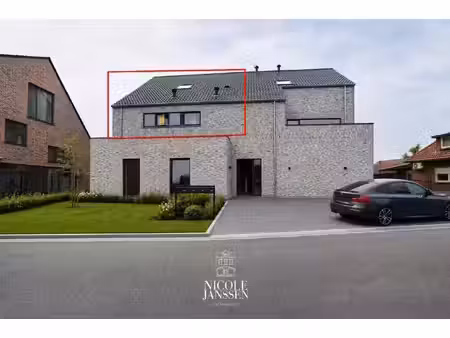 appartement te huur in dilsen-stokkem met 3 slaapkamers