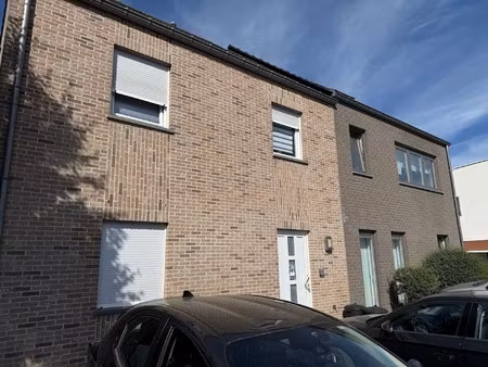 appartement te huur in peer met 3 slaapkamers