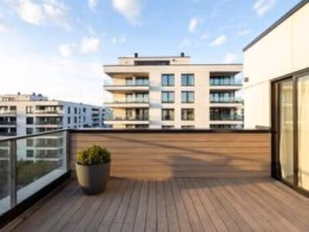 appartement de 3 chambres de luxe en vente à chambourcy  france