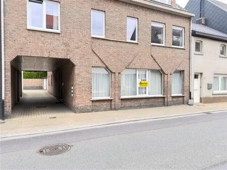 appartement te huur in nieuwkerken-waas met 2 slaapkamers