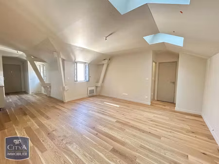 appartement à louer 2 pièces 51.79 m² - tours (37) - 830€