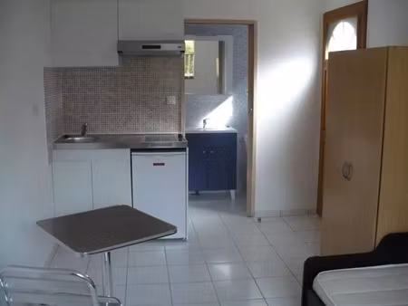 location appartement 1 pièce 17 m² à pontoise (95000)