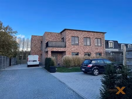 appartement te huur in lievegem met 2 slaapkamers