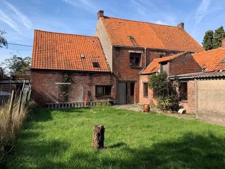te renoveren woning op 2356m² met landelijk verzicht!