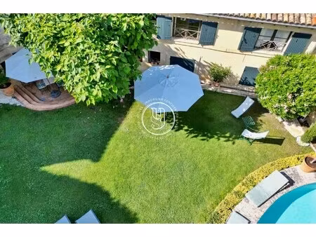 villa de luxe à vendre à uzès : 1 200 000 € | 280m²