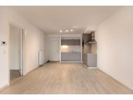 appartement te koop in hoboken met 1 slaapkamer