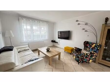 ***rare***semi individuelle - 4 chambres - garage - jardin - 98 m²