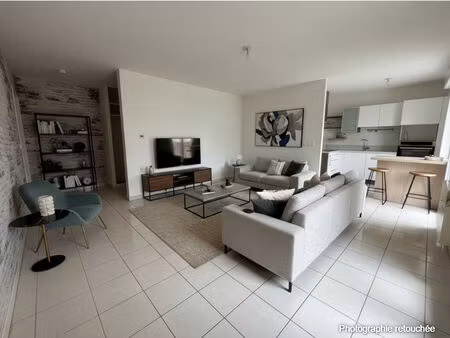 vente appartement 3 pièces  65.86m²  ferrières