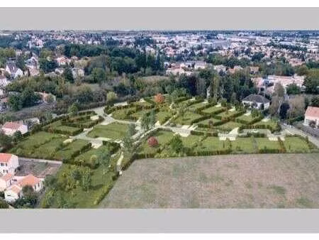 vente terrain à niort (79000) : à vendre / niort