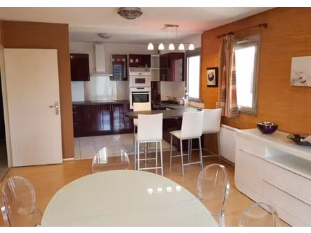 location appartement 5 pièces 135 m² à bordeaux (33000)