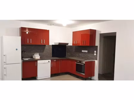 location appartement 4 pièces 86 m² à sainte-foy-la-grande (33220)