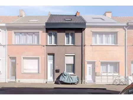 huis te koop in merksem met 3 slaapkamers