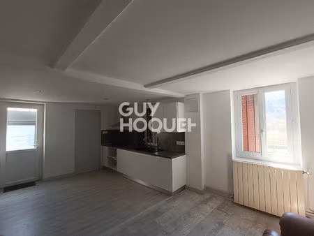 maison rénovée avec cour - proche boën-sur-lignon