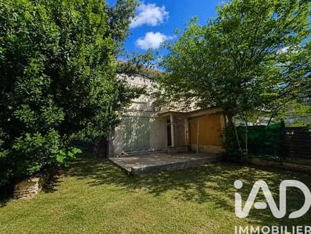 vente maison à nîmes (30000) : à vendre / 74m² nîmes