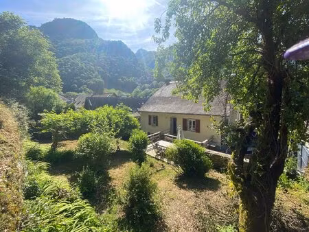 pyrenees atlantiques  belle maison a la montagne au coeur du