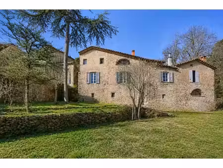 mas spacieux à fort potentiel à saint-sébastien