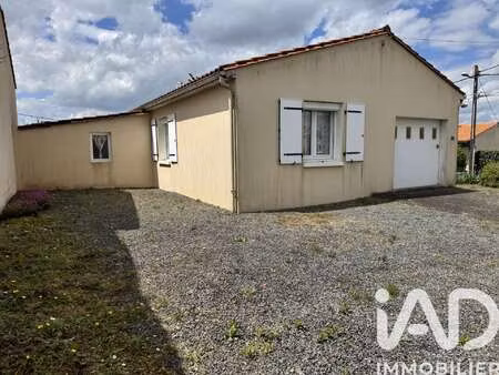 vente maison à vouvant (85120) : à vendre / 88m² vouvant