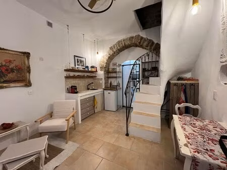 maison bonnieux 2 pièces