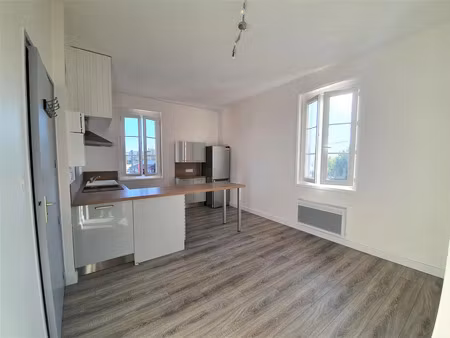 location appartement saint-palais 64120 - - surface privée