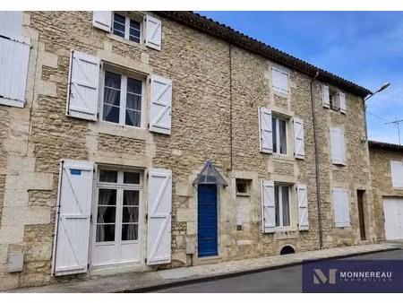 maison de ville avec cour