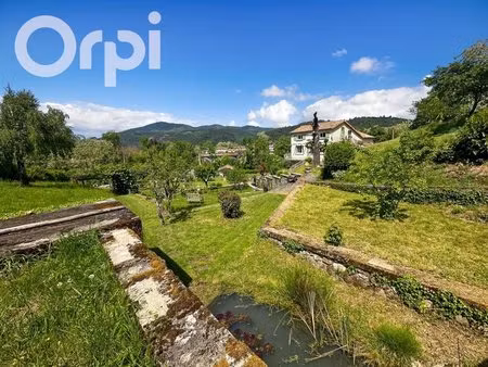 prades - maison sur 2 ha de terrain  source et rivière