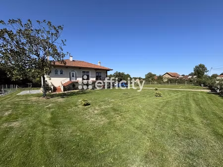 maison 9 pièces - 190 m²