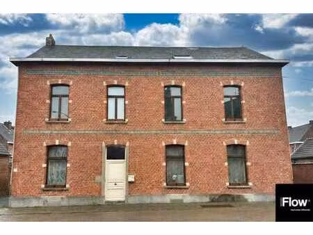 maison de maître 475 m² – investissement stratégique