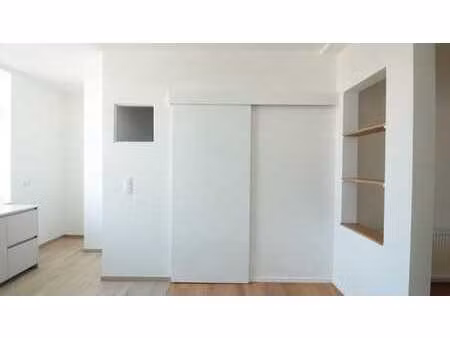 appartement 1 ch. à louer ixelles  lumineux et moderne