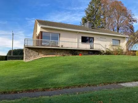 vue panoramique exceptionnelle – villa 4 façades sur 13 ares