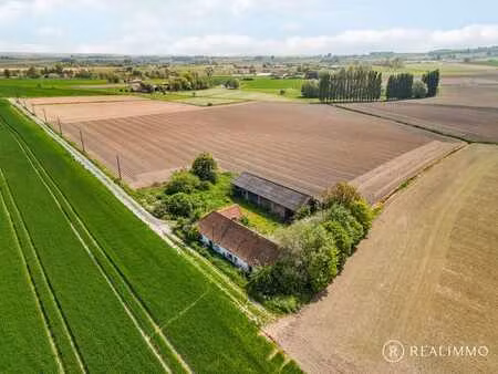 fermette idéalement située avec vue à 360° à celles (mole...