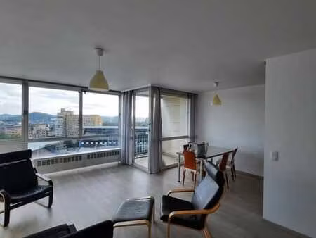 kot 3 chambres lumineux avec balcon  charleroi