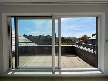 appartement penthouse lumineux woluwe-saint-lambert